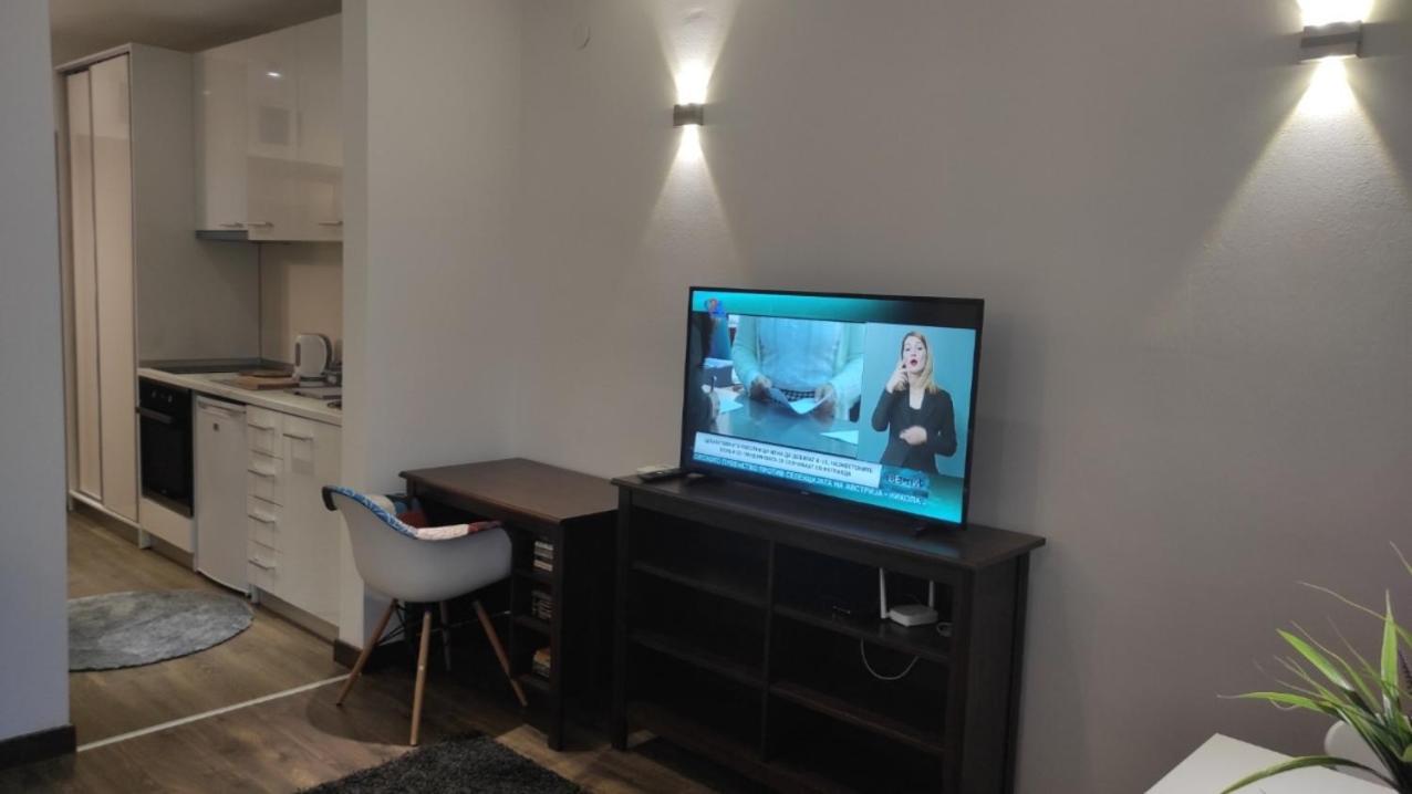 5 Star Central Studio 斯科普里 外观 照片